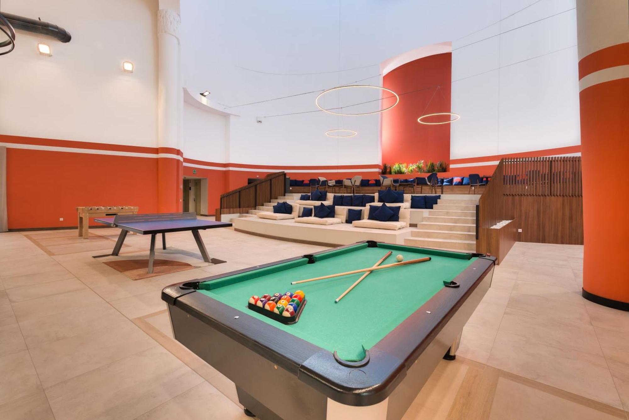 Livensa Living Pamplona Albergue Juvenil Zewnętrze zdjęcie